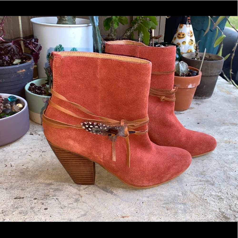 2012 10th anniversary corso como burnt orange healed bootie with feather accent